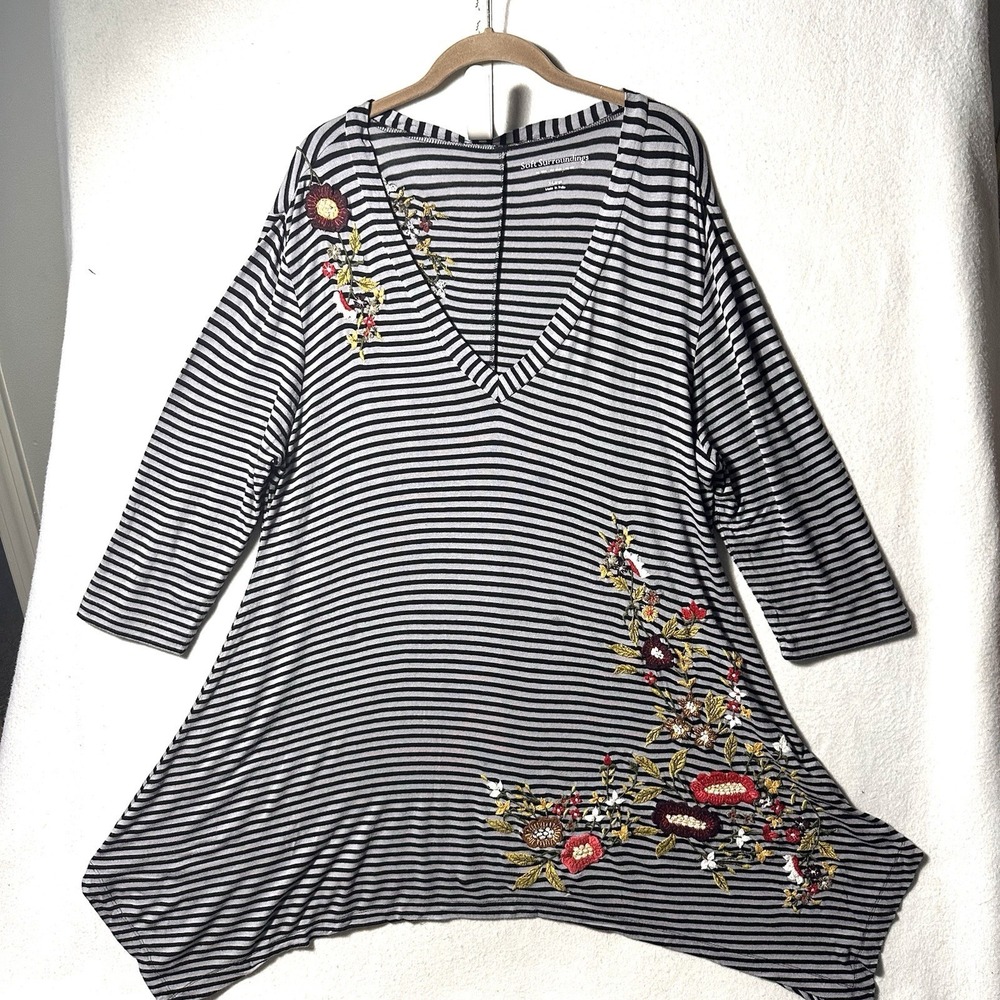 Soft‎ Surroundings XL Stripe Embroidered Floral Tunic Top Sharkbite Lagenlook